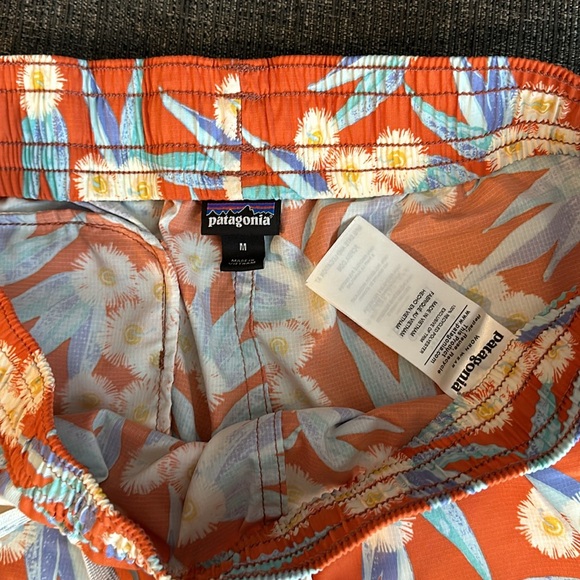 Patagonia Stretch Planing Micro Board Shorts, Size M - Picture 4 of 8